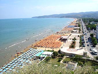 vieste, vieste appartamenti, vieste residence, vieste hotels, vieste vacanza, vieste alloggi, vieste agriturismo, vieste albergo, vieste pensione, vieste casa vacanza, vieste gargano, vieste pugnochiuso, pugnochiuso, gargano, puglia - Le magiche parole per la Tua vacanza a VIESTE