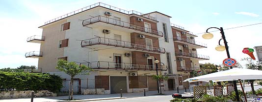 Clicca per vedere le foto dell'Appartamento Monti, per la Tua Vacanza a Vieste sul Gargano