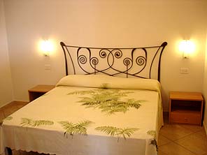 vieste, vieste appartamenti, vieste residence, vieste hotels, vieste vacanza, vieste alloggi, vieste agriturismo, vieste albergo, vieste pensione, vieste casa vacanza, vieste gargano, vieste pugnochiuso, pugnochiuso, gargano, puglia - Le magiche parole per la Tua vacanza a VIESTE