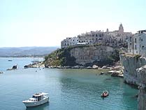 vieste, vieste appartamenti, vieste residence, vieste hotels, vieste vacanza, vieste alloggi, vieste agriturismo, vieste albergo, vieste pensione, vieste casa vacanza, vieste gargano, vieste pugnochiuso, pugnochiuso, gargano, puglia - Le magiche parole per la Tua vacanza a VIESTE - www.viestedoc.it