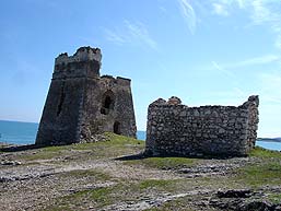 Vieste, Pizzomunno, Gargano - Splendida città sul Gargano, con numerosi alberghi, residence, hotel, villaggi, pensioni, agenzie e agriturismo a disposizione del Turismo. 